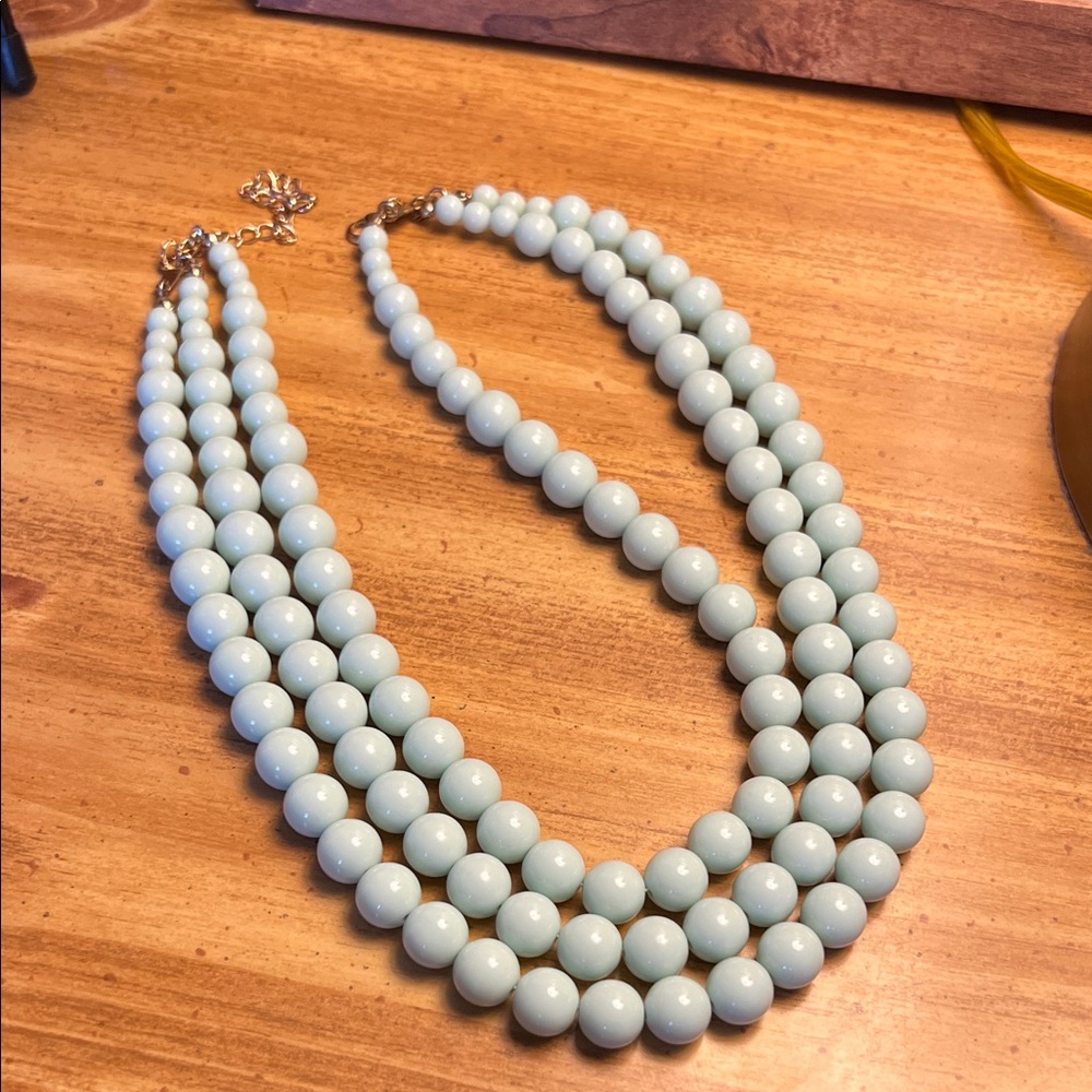 Elegant Mint Green Beaded Necklace